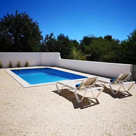 Vakantiehuis Vivenda Com Piscina Privada A 4km Da Praia *