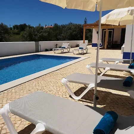 Vivenda Com Piscina Privada A 4km Da Praia * Quarteira